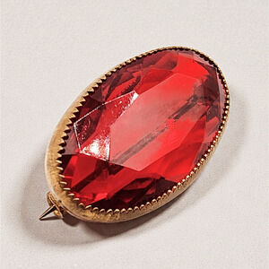 Red Czech Glass Oval Brooch Antique Victorian Faceted Sawtooth Bezel C Clasp
